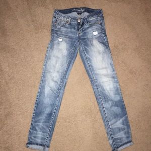 LIKE NEW AMERICAN EAGLE SKINNY JEANS